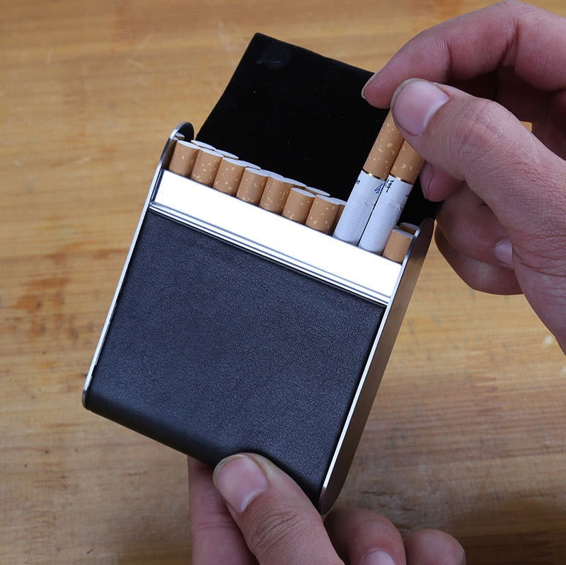 Leather cigarette case - Ashtray Club